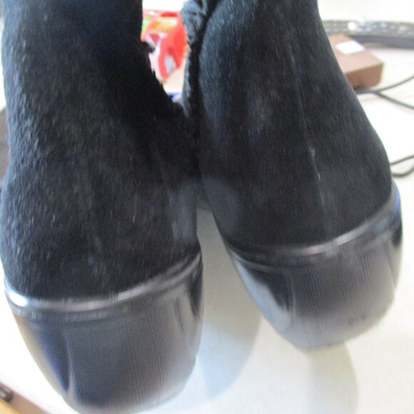 Softwalk Boots - Size 10.5N Black Suede Leather Stud Embellished Faux Shearling - Picture 6 of 8